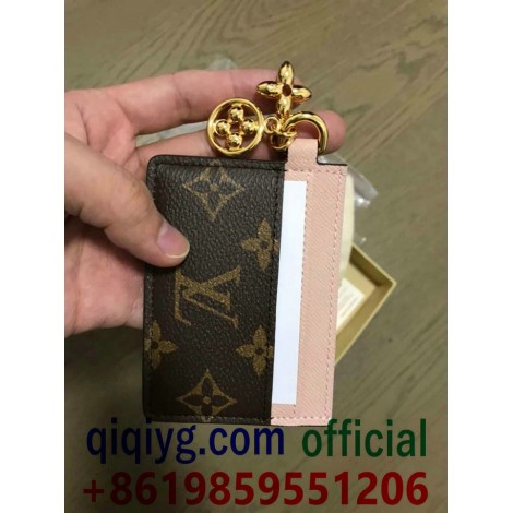 qiqiyg.com Официален Whatsapp:+8619859551206 Топ доставчик на модни дрехи, обувки, чанти, аксесоари на едро Най-добра цена Qiqi-21