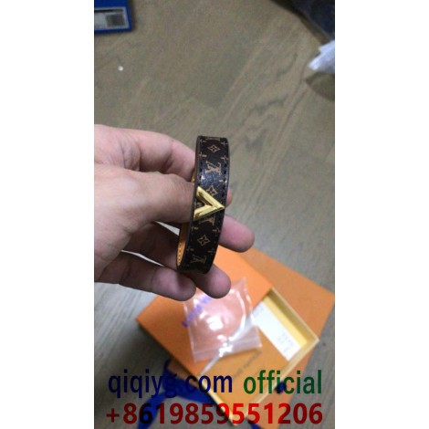 qiqiyg.com Официален Whatsapp:+8619859551206 Топ доставчик на модни дрехи, обувки, чанти, аксесоари на едро Най-добра цена Qiqi-22