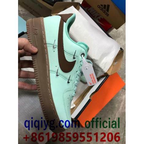 qiqiyg.com Официален Whatsapp:+8619859551206 Топ доставчик на модни дрехи, обувки, чанти, аксесоари на едро Най-добра цена Qiqi-310