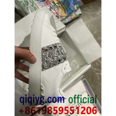 qiqiyg.com Официален Whatsapp:+8619859551206 Топ доставчик на модни дрехи, обувки, чанти, аксесоари на едро Най-добра цена Qiqi-550