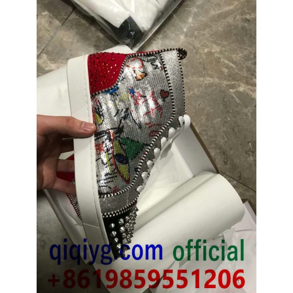 qiqiyg.com Официален Whatsapp:+8619859551206 Топ доставчик на модни дрехи, обувки, чанти, аксесоари на едро Най-добра цена Qiqi-551