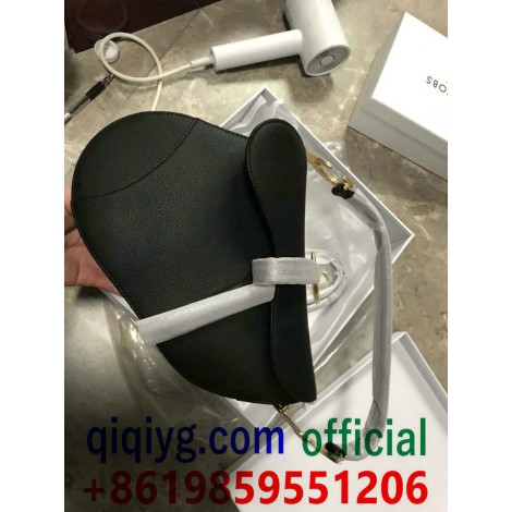 qiqiyg.com Официален Whatsapp:+8619859551206 Топ доставчик на модни дрехи, обувки, чанти, аксесоари на едро Най-добра цена Qiqi-554