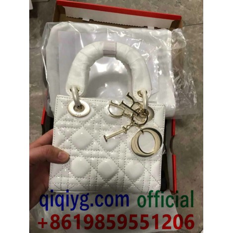 qiqiyg.com Официален Whatsapp:+8619859551206 Топ доставчик на модни дрехи, обувки, чанти, аксесоари на едро Най-добра цена Qiqi-632