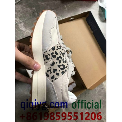 qiqiyg.com Официален Whatsapp:+8619859551206 Топ доставчик на модни дрехи, обувки, чанти, аксесоари на едро Най-добра цена Qiqi-676