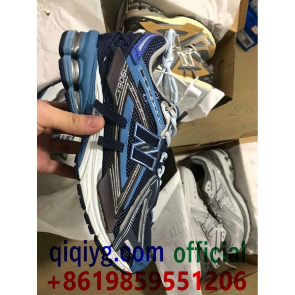 qiqiyg.com Официален Whatsapp:+8619859551206 Топ доставчик на модни дрехи, обувки, чанти, аксесоари на едро Най-добра цена Qiqi-709