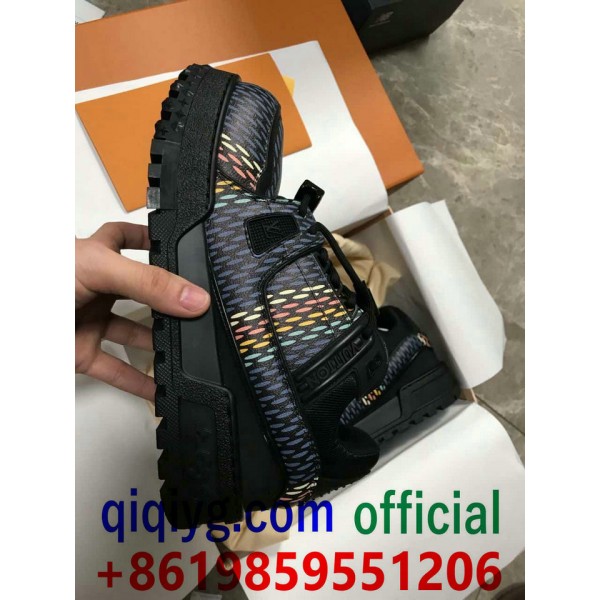 qiqiyg.com Официален Whatsapp:+8619859551206 Топ доставчик на модни дрехи, обувки, чанти, аксесоари на едро Най-добра цена Qiqi-759